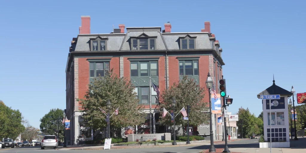 central-sq-stoneham-exterior1