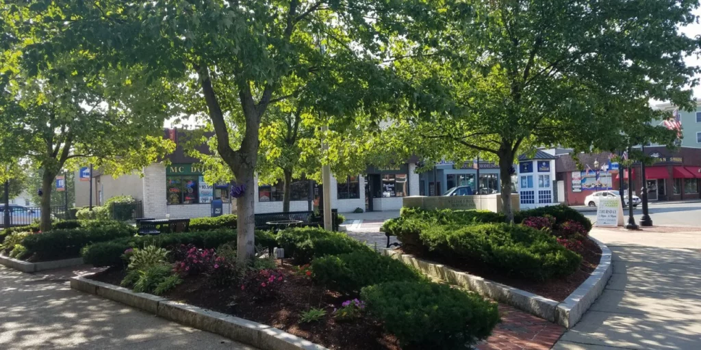 central-sq-stoneham-exterior3