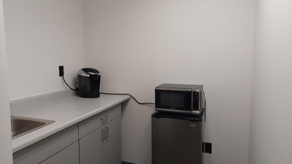 Ste 3550 Kitchenette 400 WCP Ste 3550 Kitchenette