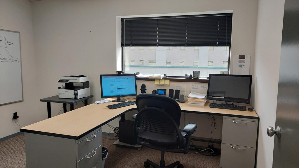 Ste 3550 Private office - conf. room 400 WCP Ste 3550 Private Office-Conference room