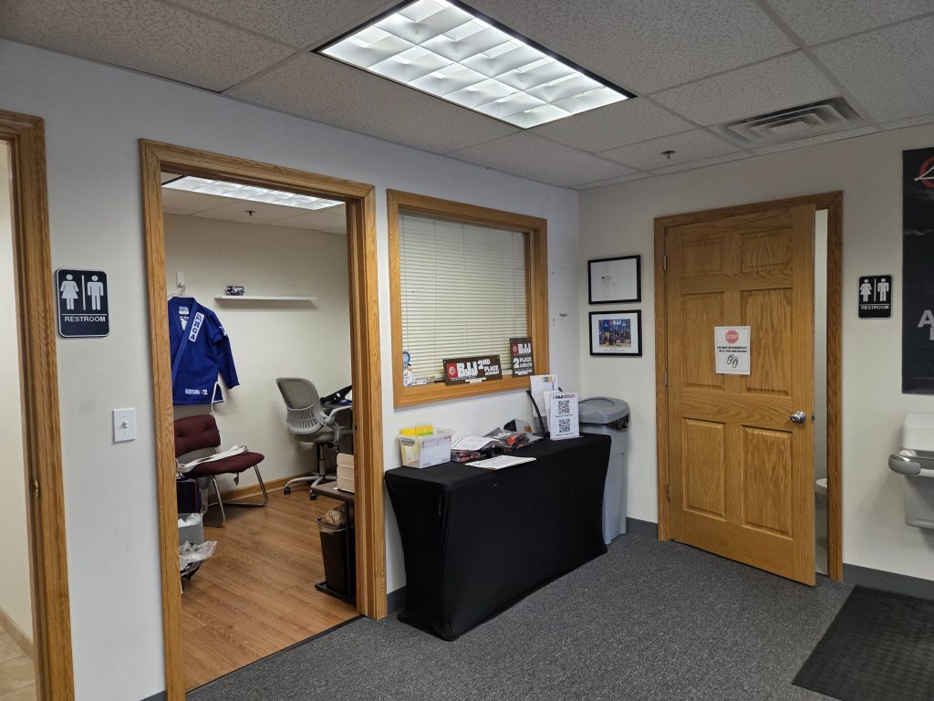 400 WCP Office-2nd bathroom