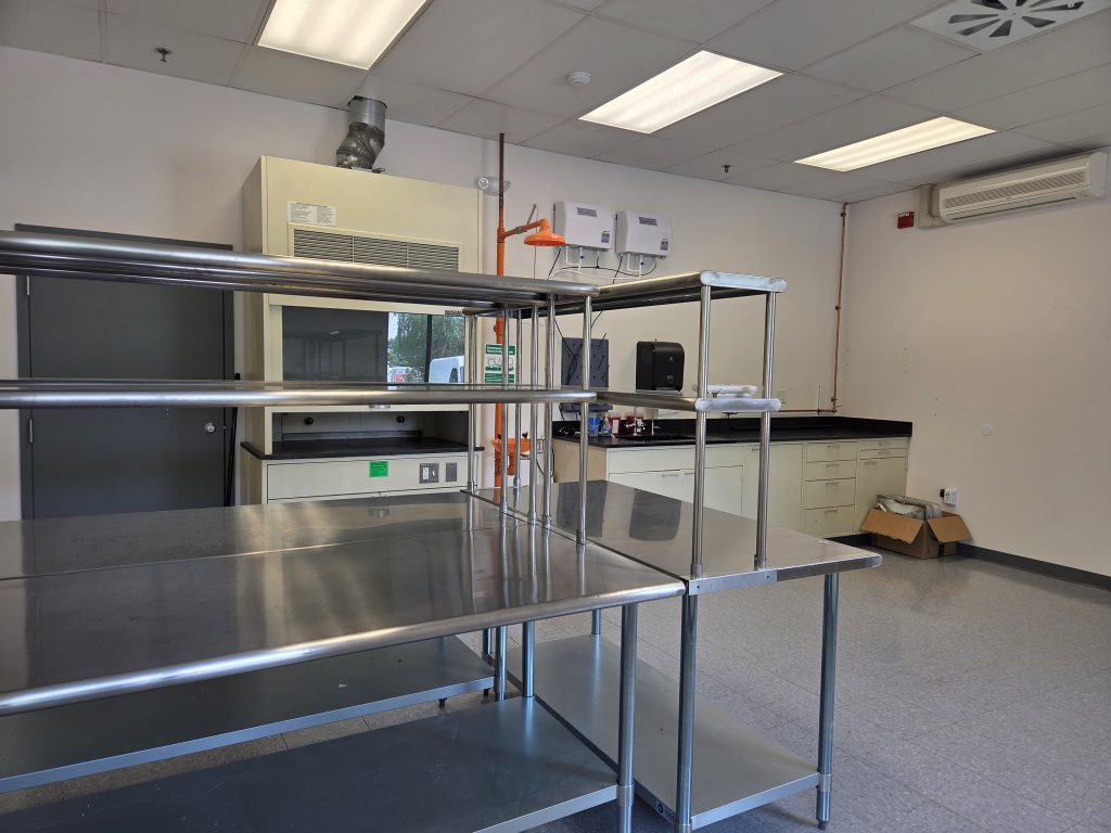 25-K Olympia Ave-#700 Lab benches 2